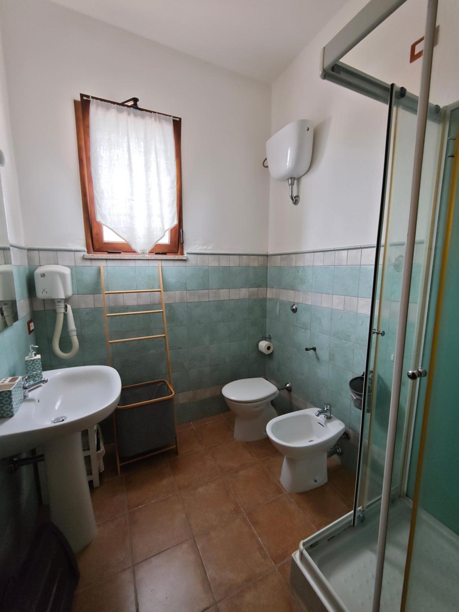 B&B Domu Delunas Giba Luaran gambar